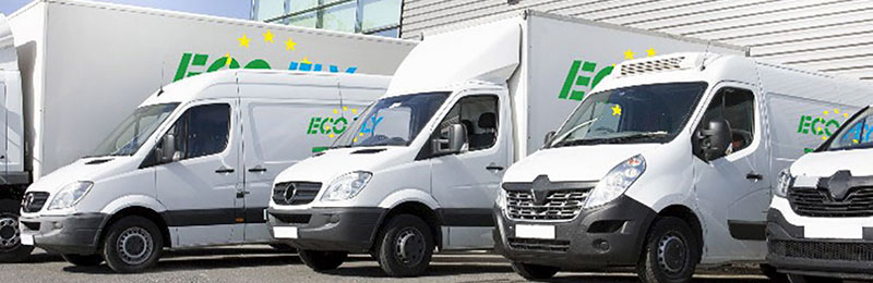 Gli automezzi Eco Fly s.p.a. offrono servizi per il trasporto e per la gestione dei rifiuti cimiteriali